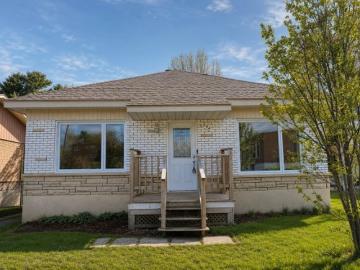 594 Rue Ouimet, Saint Jérôme, QC, J7Z 1R2 house for lease | Listing ID 11944 | Royal LePage