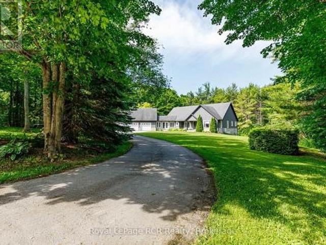 5955 Th Line, Blue Mountains, ON, N0H 2H0 Luxury House for sale | Listing ID X13628 | Royal LePage Carriage Trade Luxury Properties