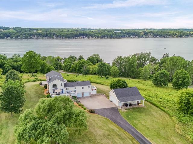 5956 Burdick Lane