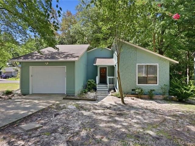 5956 Dalton Rd, Fayetteville, NC 28314