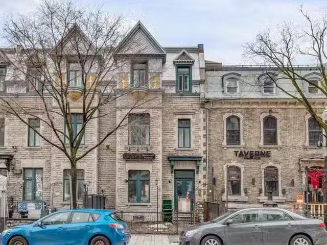 595 Grande Allée E. Québec La Cité Limoilou, QC, G1R 2K5 c.
