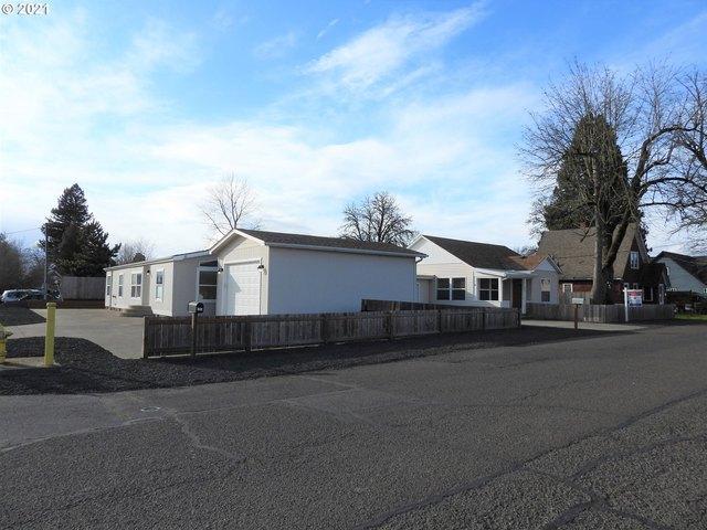 595 Kesling St, Harrisburg, OR 97446