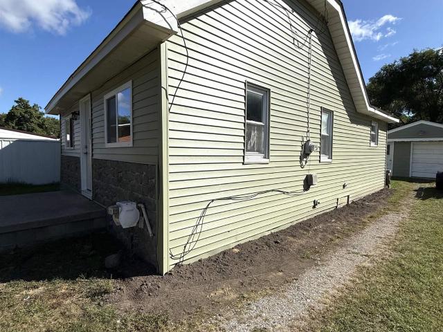595 S River Road