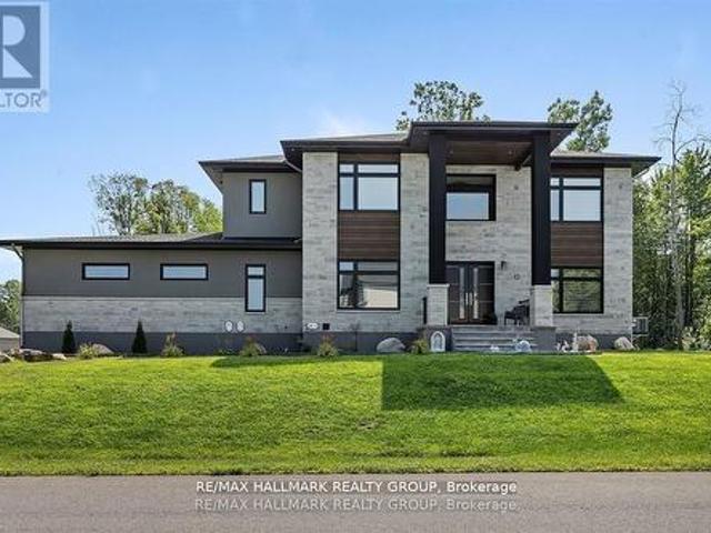 595 Shoreway Drive, Ottawa, ON, K4P 0G3 house for lease | Listing ID X13570 | Royal LePage