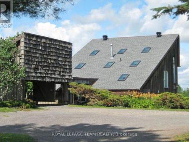 5965 Rideau Valley Drive N, Ottawa, ON, K4M 1B3 house for lease | Listing ID X13778 | Royal LePage