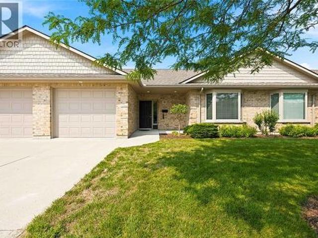 5969 Townsend Line Unit# 18, Lambton Shores, ON, N0N 1J0 house for sale | Listing ID 26019 | Royal LePage