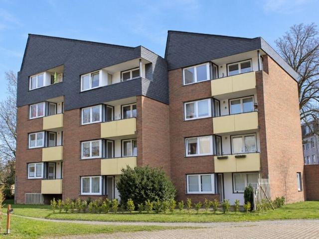 5969 2 Zimmer Wohnung mit Loggia und Personenaufzug zu vermieten Neue Straße 15