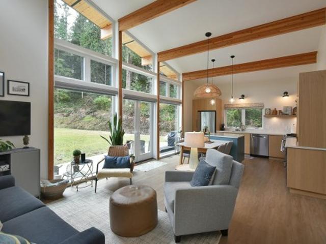 5963 Ripple Way, Sechelt, BC, V7Z 0R2 Luxury House for sale | Listing ID R3084 | Royal LePage Carriage Trade Luxury Properties