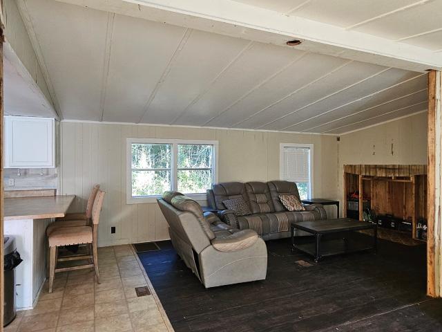 596 Arnett School Road