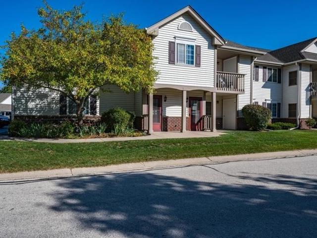 596 Pewaukee Rd Unit C, Pewaukee, WI 53072