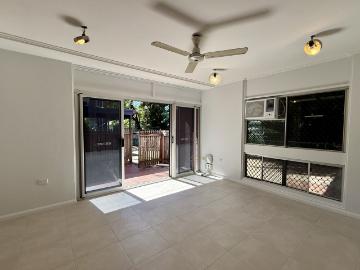 5/96 The Strand North Ward, QLD 4810