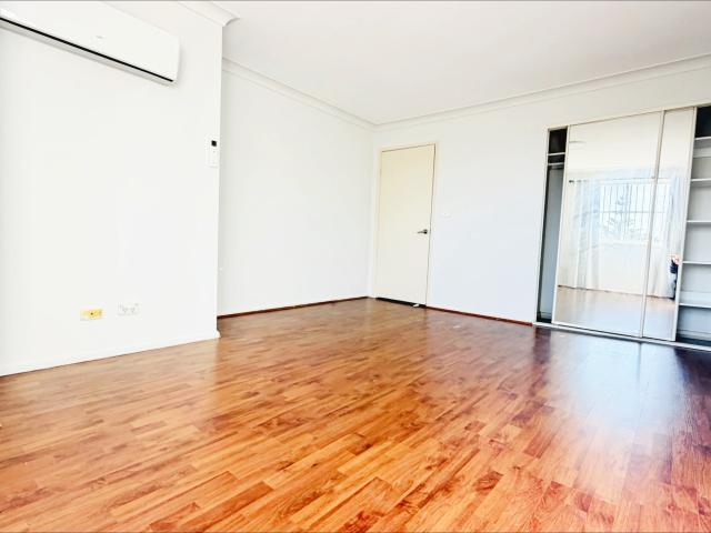 5/974 Woodville Road, Villawood, NSW 2163 Townhouse for Rent Ray White Cabramatta