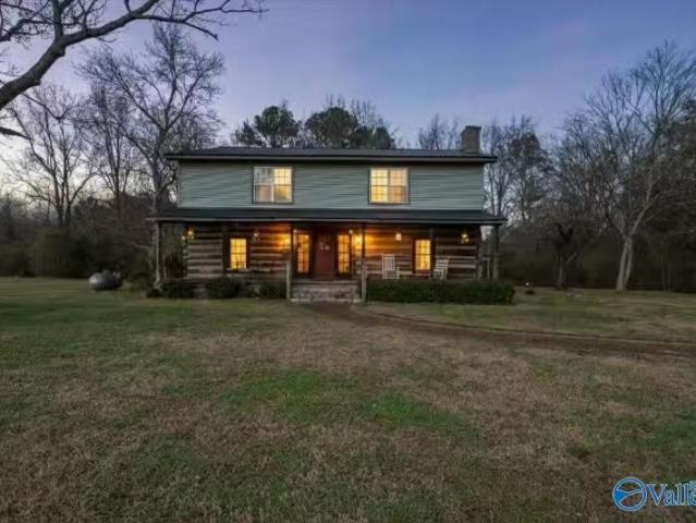 5976 COUNTY ROAD 33, HOLLYWOOD, AL 35752