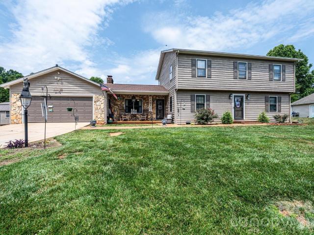 5976 Gold Creek Estate Drive