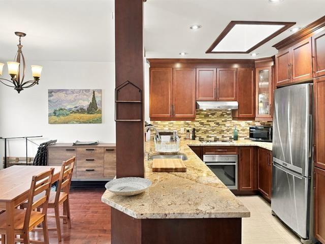 5970 Av. du Parc, Montréal Le Plateau Mont Royal, QC H2V