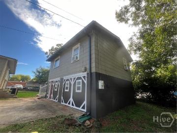 597 Dearing Street
