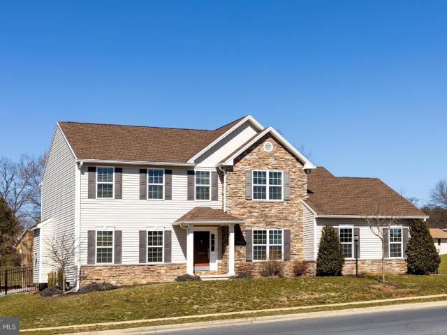 5988 Camden Dr, Harrisburg, PA 17112 | MLS #PADA2057