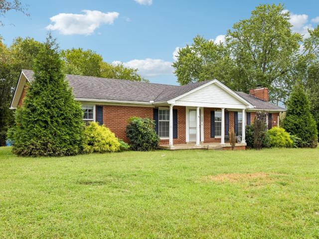 5988 Highway 31 W