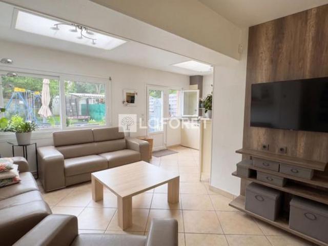 59810 Lesquin Maison 5 pièce s 100 m2 3 chambres Jardin Garage DPE et GES: D