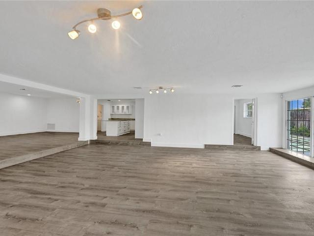 5981 NE 22nd Way, Fort Lauderdale, US, FL
