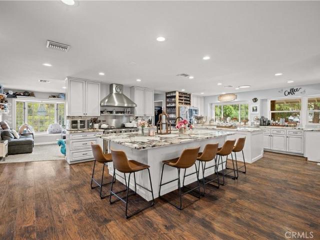 5981 Lakeview Avenue, Yorba Linda, US, CA