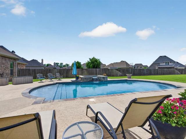 598 Dumaine Drive