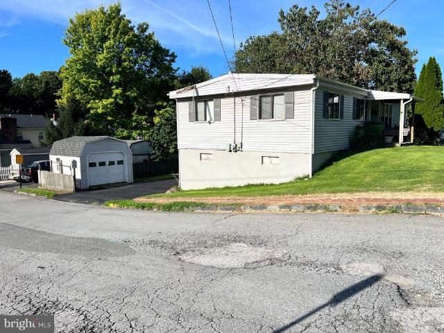 598 E Hazel Avenue
