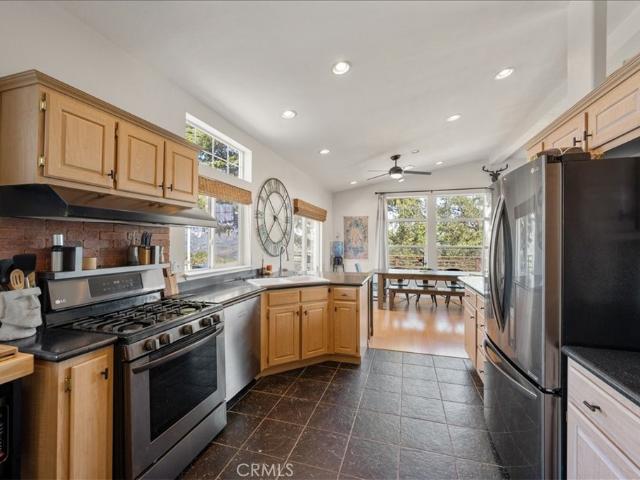 5990 Sunny Glen Lane
