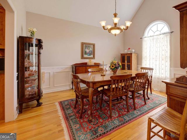 599 Cardinal Road