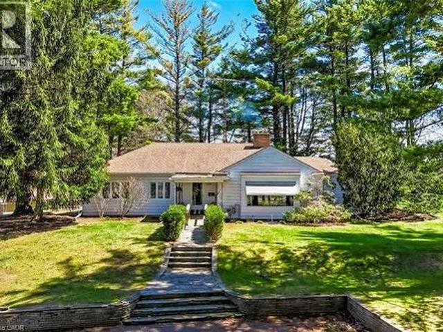 599 Gage Street, Delhi, ON, N4B 2G4 house for sale | Listing ID 40823 | Royal LePage