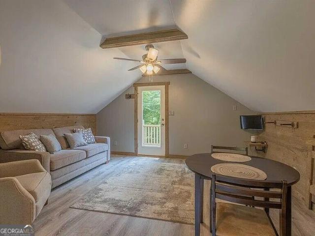 599 Meadow Brook Lane
