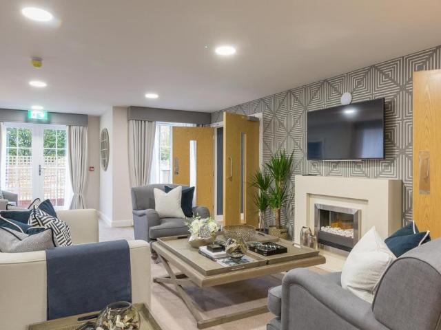 59 61 The Broadway, Amersham HP7 1 bed retirement property to rent £4,650 pcm £1,073 pw