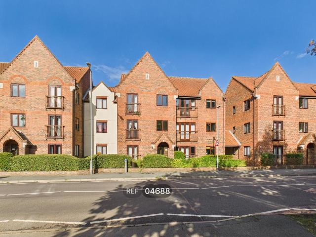 59, Tynedale Square, Colchester, CO4 9SN 2 bed apartment to rent £1,200 pcm £277 pw