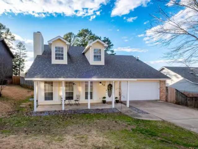 59 VANTAGE DR, MAUMELLE, AR 72113