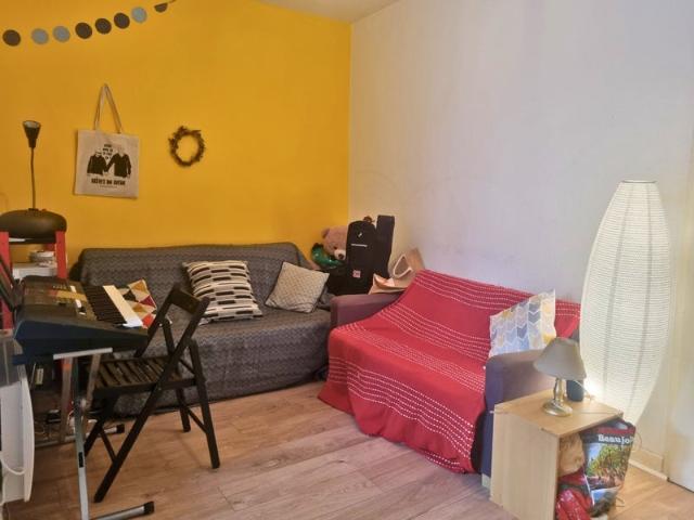 59 Voltaire Chambre 2