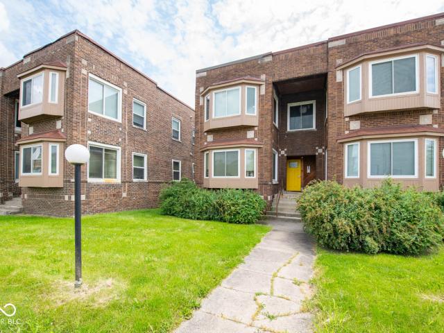 59 W Fall Creek Pkwy S Dr, Indianapolis, IN 46208 | MLS #22083