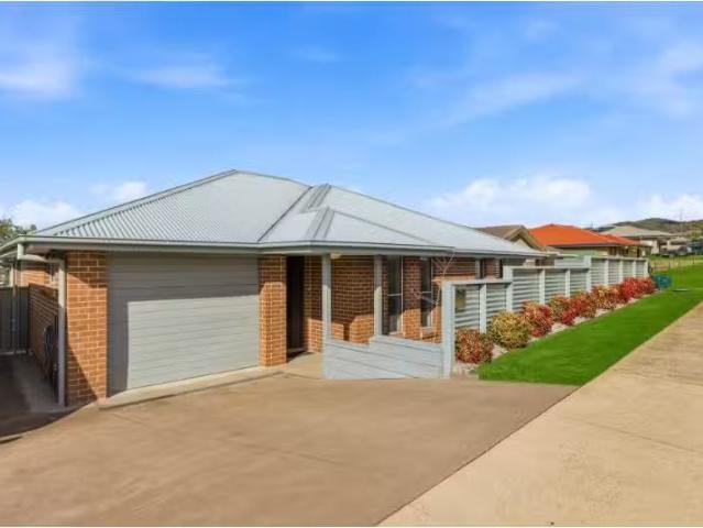 59 Banjo Paterson Avenue, Mudgee House for rent Listed by Nic.