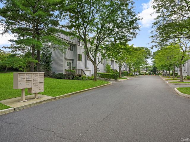 59 Chester Lane