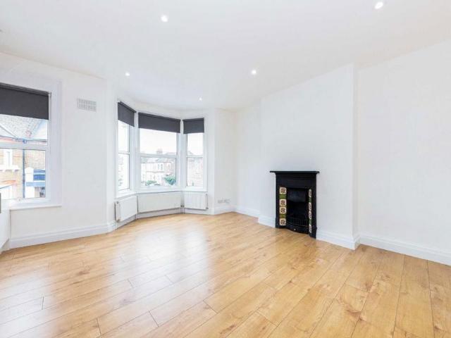 59 College Road, London, NW10 5EL, United Kingdom | 2 bed apartment for rent #140657930 | Rentberry