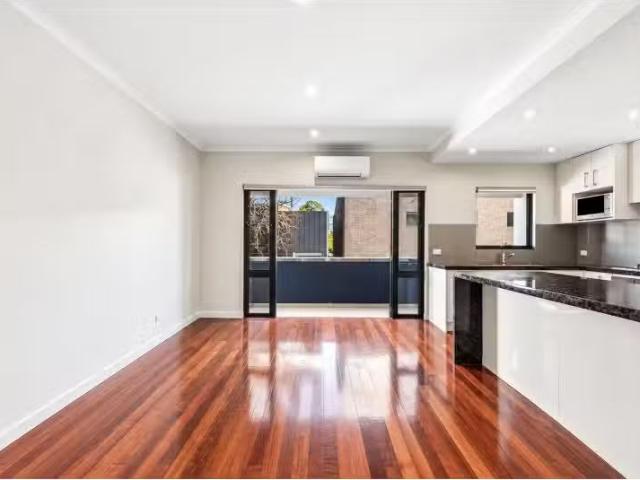 59 Justin Street, Lilyfield House for rent Listed by Olivia O.