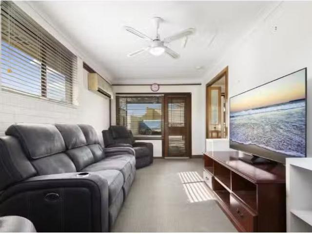 59 Lachlan Ave, Singleton House for rent Listed by Jess Paget.