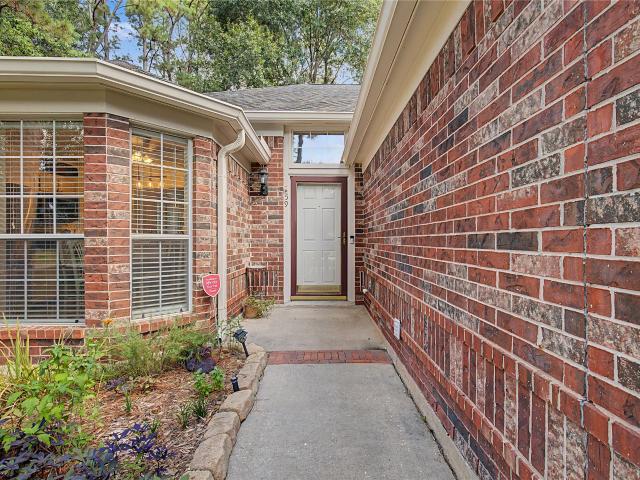 59 Laughing Brook Court