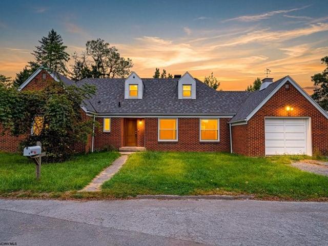 59 Musket Dr, Morgantown, WV 26505