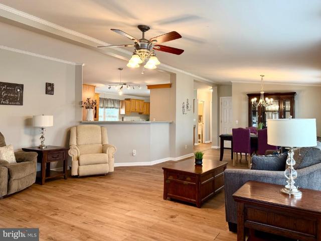 59 Queen Eleanor Drive