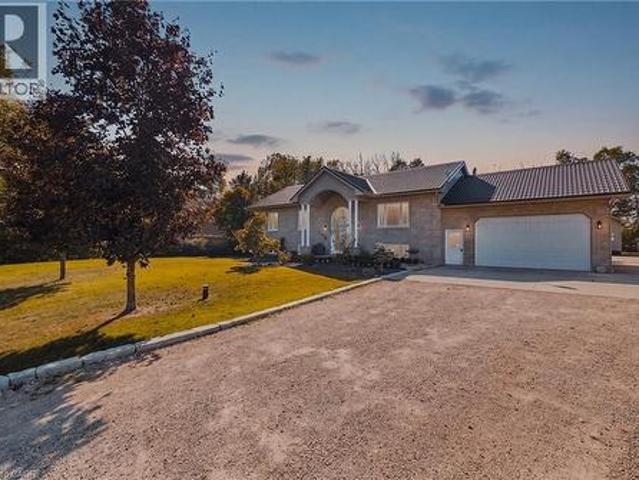 59 Regency Drive, Clifford, ON, N0G 1M0 house for sale | Listing ID 40864 | Royal LePage