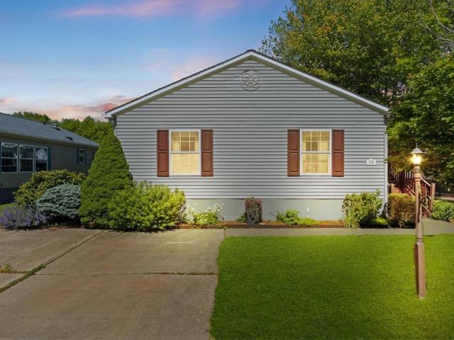 59 Robin Drive