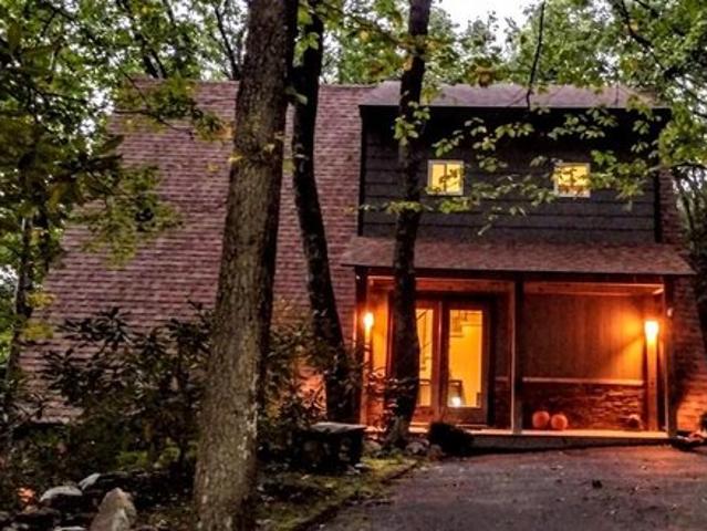59 Split Rail Rdg, Hillsville, VA 24343