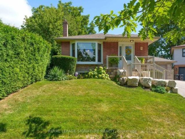 5 Manorwood Road, Toronto, ON, M1P 4G6 house for sale | Listing ID E13686 | Royal LePage