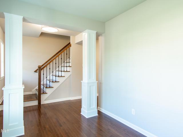 5 Mapleton Court