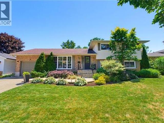 5 Marigold Street, Brantford, ON, N3R 5W7 house for sale | Listing ID 40853 | Royal LePage